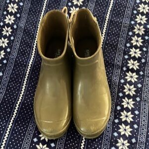 Sperry Olive Green Ankle Rain Boots Size 11 EUC